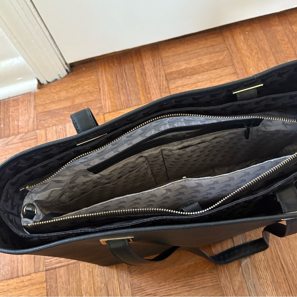 Lo & Sons 13" Seville Black Leather Laptop Tote (+soft travel shell) - Picture 6 of 11
